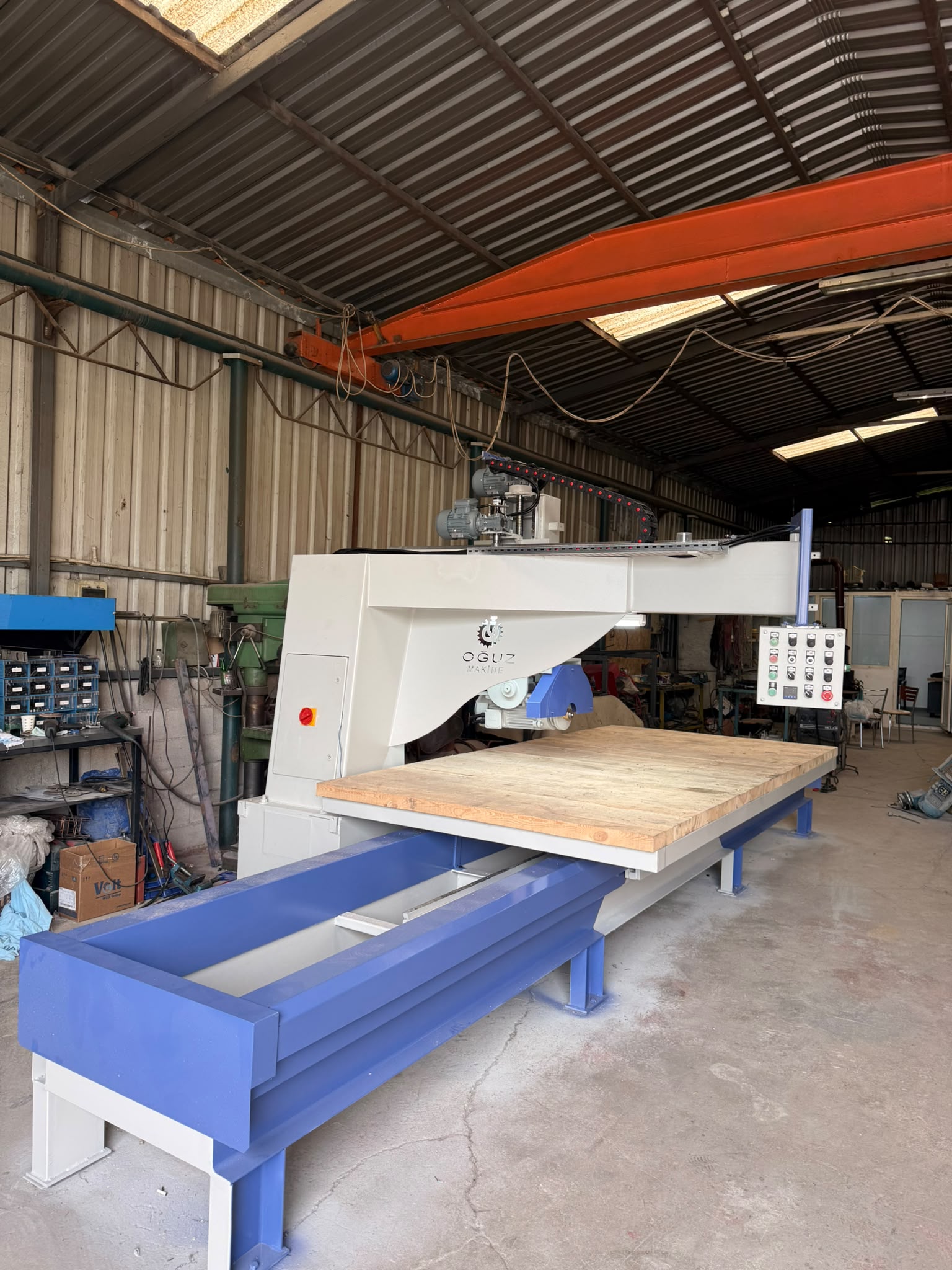 OGUZ MAKINE workshop photo 7